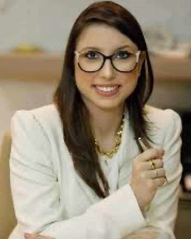 Dra. Aline Bobato Lara Gongora